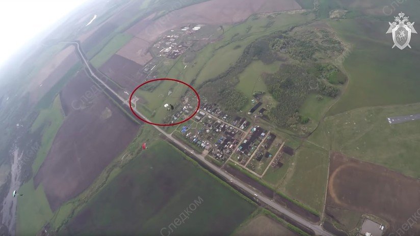 FUERTE VIDEO: Dos deportistas rusos mueren al enredarse sus paracaídas en el aire