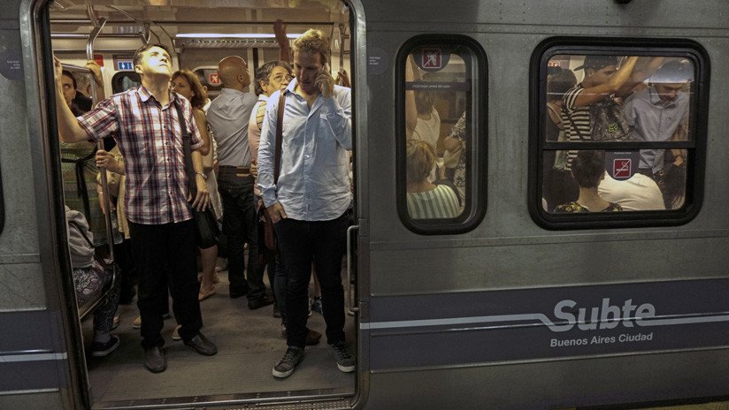VIDEOS: Huelga del metro en Buenos Aires tras la detención de 16 trabajadores