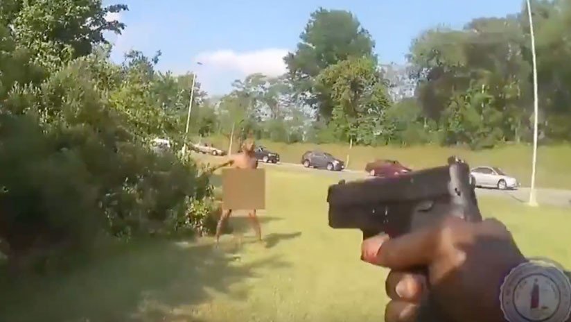 FUERTE VIDEO: Un policía mata a tiros a un afroamericano desnudo en EE.UU.