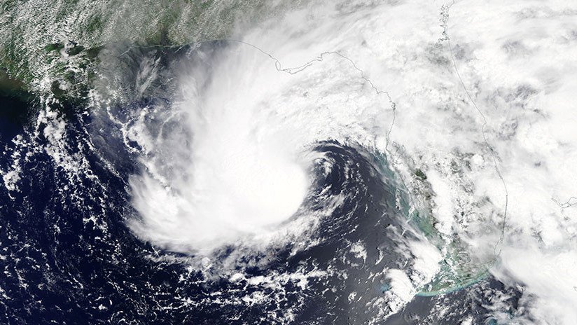 "Esta no es una tormenta para tomar a la ligera": Alberto avanza hacia la costa de EE.UU.
