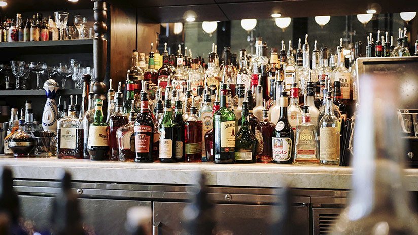Científicos avisan para quiénes es más peligroso el alcohol (incluso en cantidades moderadas)