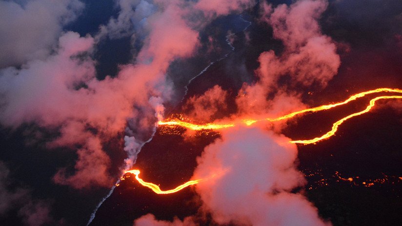 Ríos de lava, terremotos y erupciones 'infernales': El volcán Kilauea en imágenes