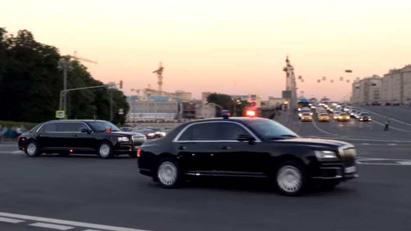 VIDEO: Varios coches del proyecto ruso Kortezh salen del Kremlin