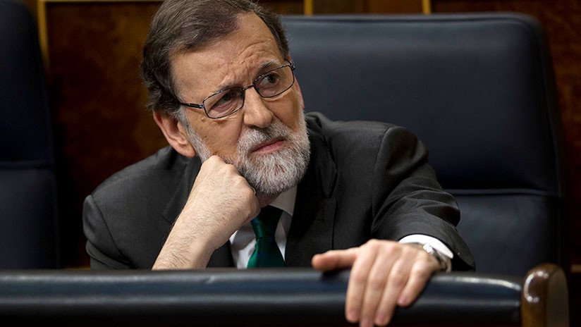 Rajoy a Pablo Iglesias: los presupuestos "se los van a tener que comer con patatas"