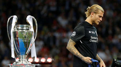 Amenazan de muerte al portero del Liverpool