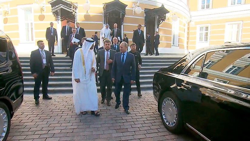 VIDEO: Putin muestra al príncipe heredero de Abu Dabi la nueva limusina del proyecto Kortezh