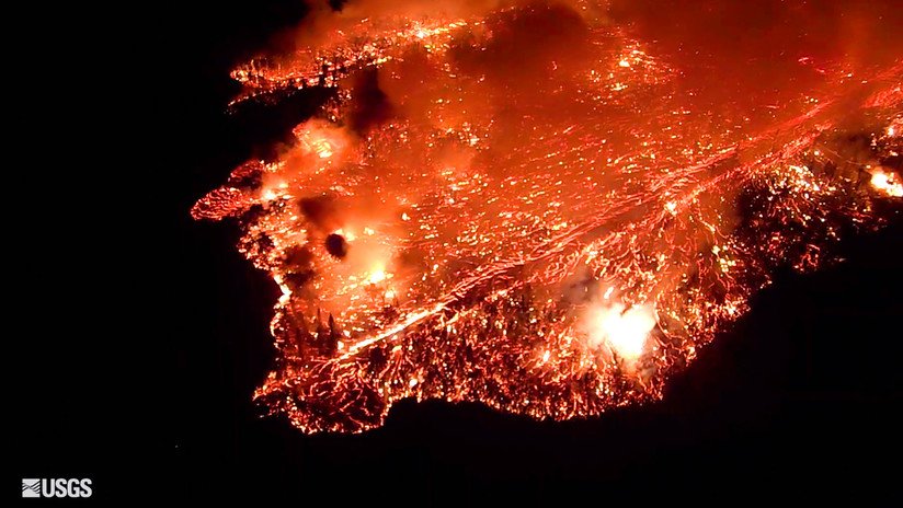 VIDEO: Reconocimiento nocturno del progreso de la lava que 'derrite' la tierra en Hawái  