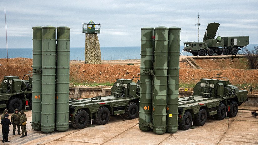 Maniobras en Crimea: Rusia ejercita un ataque balístico y naval