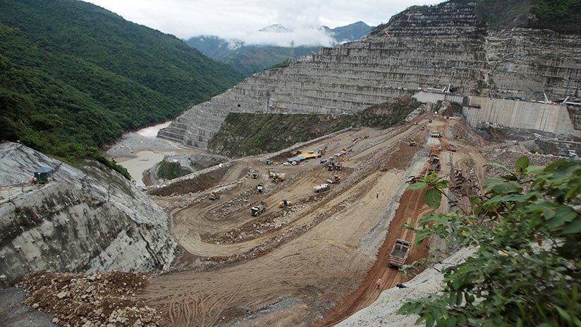 Amenaza latente: Un megaproyecto hidroeléctrico pone en riesgo a miles de personas en Colombia