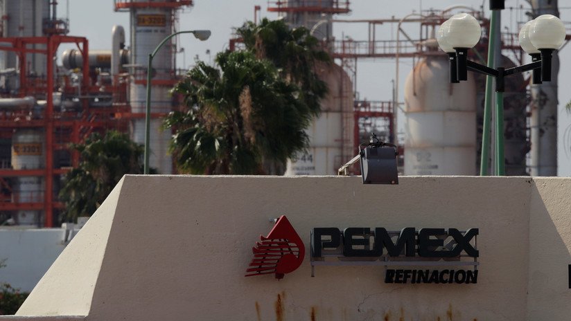 México: Se declara un incendio en una refinería de Pemex en Veracruz (VIDEO)