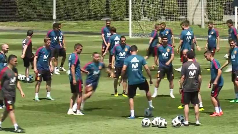 España: Conferencia de prensa y entrenamiento antes de la Copa del Mundo (VIDEO)