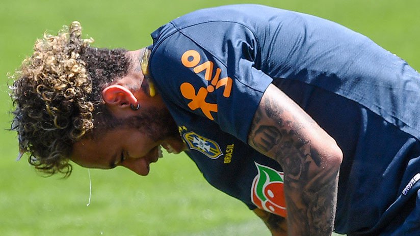 "Todo comenzó aquí": Neymar rompe a llorar al enfrentarse a una réplica de la casa de su niñez