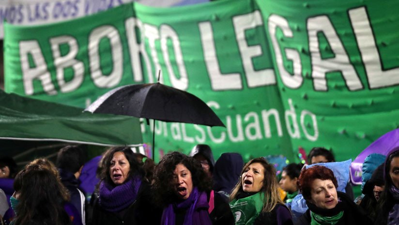 Argentina en vilo: el Congreso define voto a voto la legalización del aborto