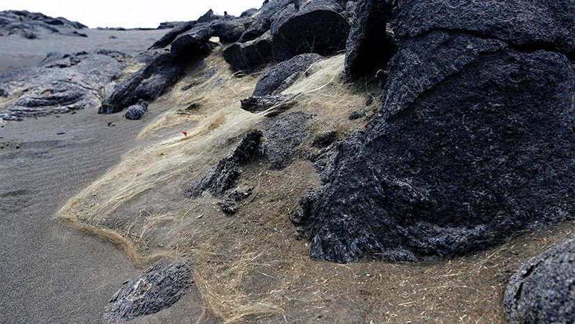 FOTOS: Los cabellos de Pele caen del cielo y enredan las playas tras la erupción del volcán Kilauea