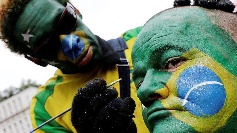 VIDEO, FOTOS: Los brasileños, candidatos al título de 'hinchada perfecta' en el Mundial 2018