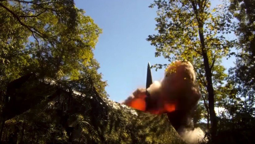 VIDEO: Rusia prueba un misil balístico desde una instalación móvil Iskander-M