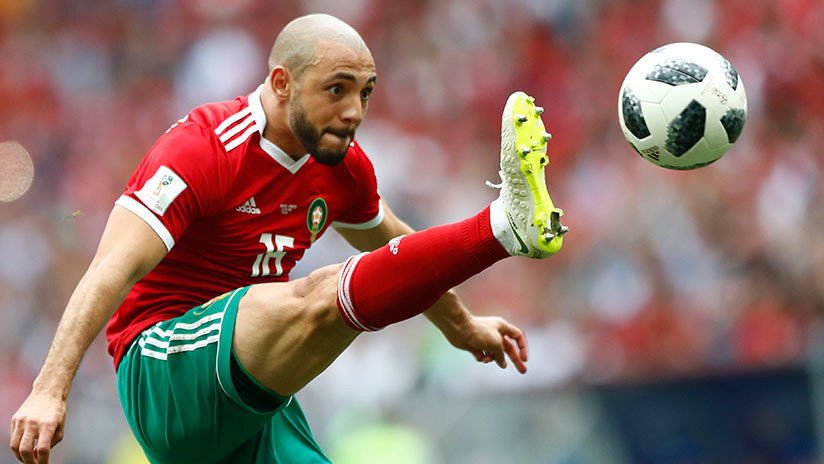 "Un circo": Jugador marroquí critica al árbitro por admirar a Ronaldo y pedir la camiseta de Pepe