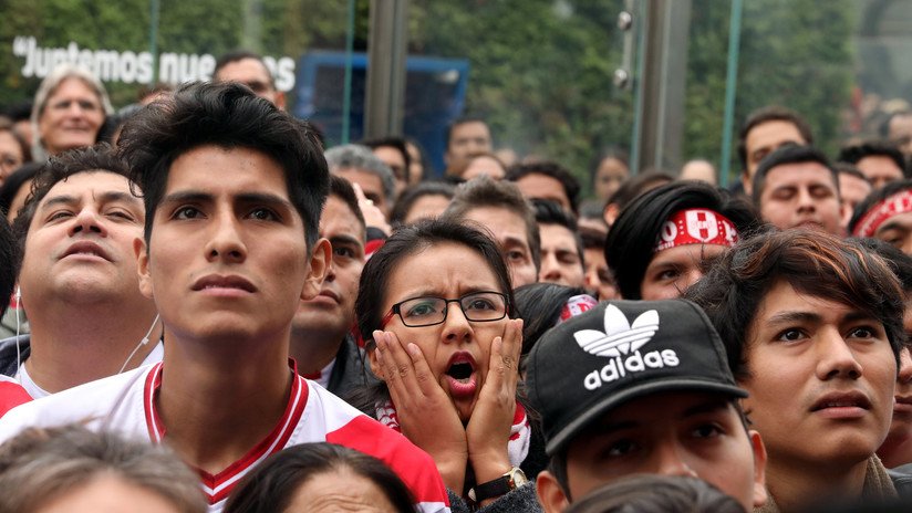 VIDEO: Se arma una batalla en un centro comercial de Perú tras la eliminación del Mundial