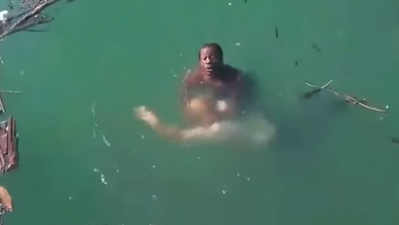 VIDEO, FOTOS: Dos hombres se ahogan en un río de EE.UU. ante la desesperación de una multitud (18+)