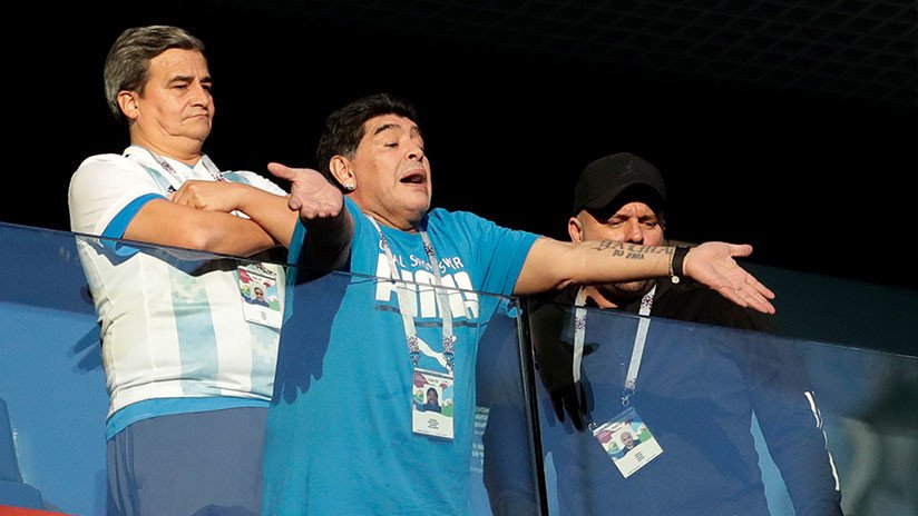 ¿Le ha sacado la FIFA 'tarjeta roja' a Maradona?