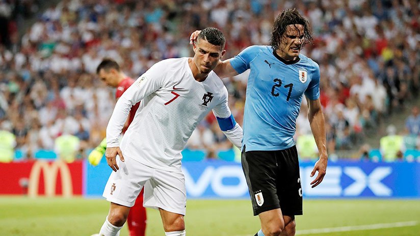 ¿Espíritu deportivo o estrategia? El gesto de Ronaldo con el lesionado Cavani divide a la Red 
