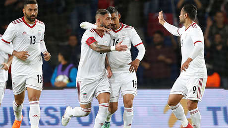 El técnico de Irán apela a la FIFA ante la negativa de Nike de calzar a su selección 
