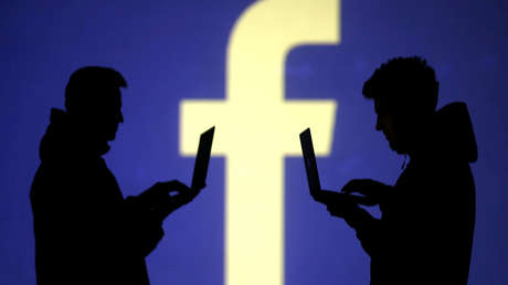 ¿Nueva función o falta de respeto? Mensaje 'de dos caras' en Facebook deja perplejos a los usuarios