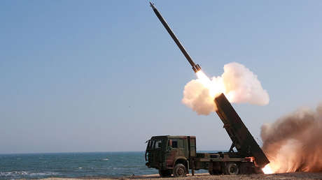 Las potencias nucleares siguen modernizando sus armas atómicas en medio de su reducción 