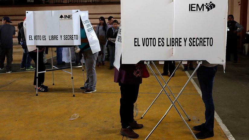 Cierran casillas y empieza conteo de votos en México