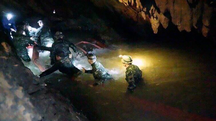 Aunque ya los encontraron, el rescate de los niños atrapados en cueva tailandesa podría tardar meses