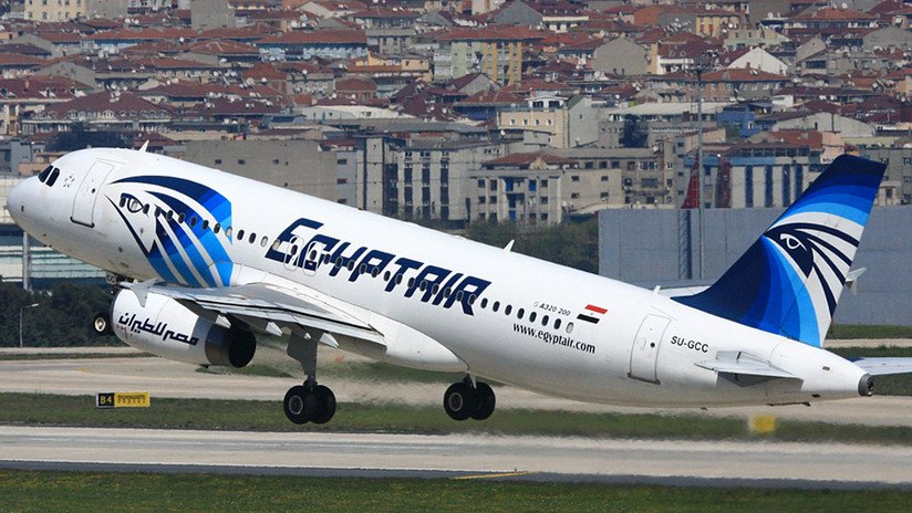 Revelan que un fuego en cabina pudo causar el siniestro del avión de EgyptAir en 2016