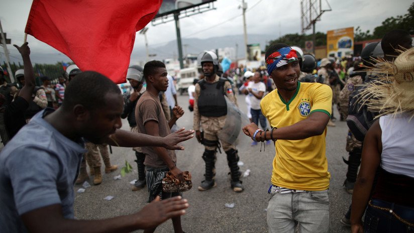 Disturbios en Haití por subida de precios: bloquean a cientos de huéspedes de un hotel en la capital