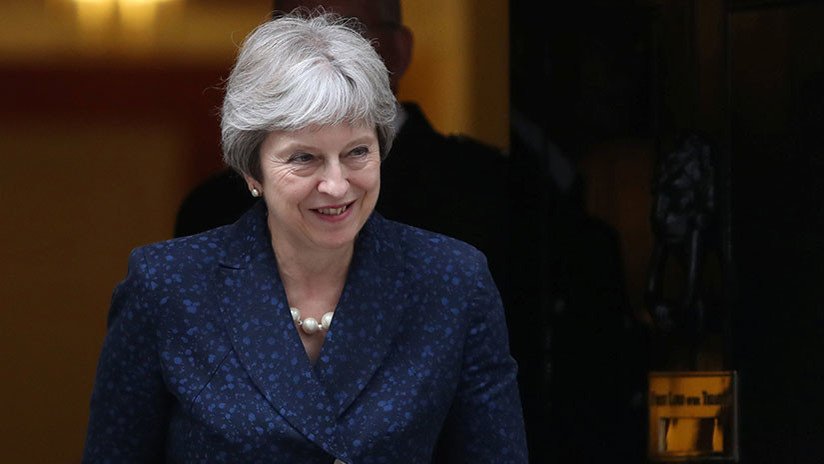 VIDEO: Theresa May desata las risas en el Parlamento al homenajear a Boris Johnson
