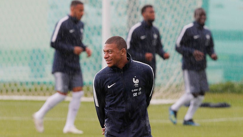Alarma en Francia: Mbappé no participa en el último entrenamiento de su selección
