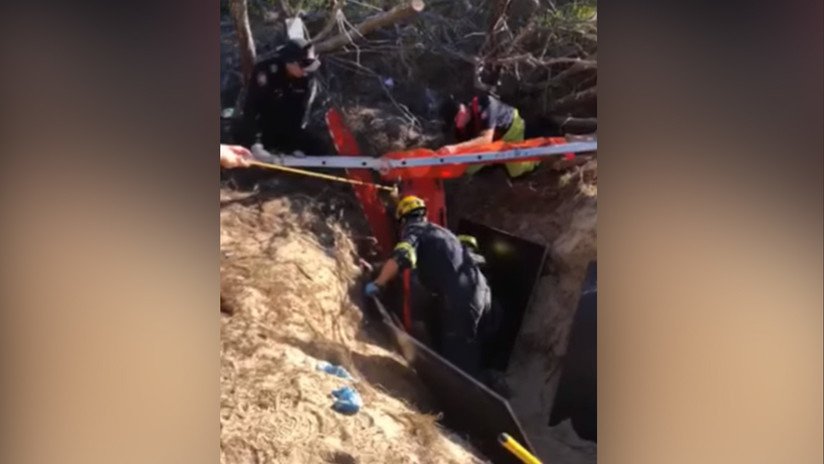 FOTOS, VIDEO: Un australiano intenta cazar un lagarto y termina enterrado hasta el cuello