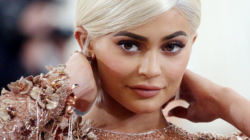Forbes califica a una de las Kardashian como "millonaria hecha por sí misma" y desata la polémica