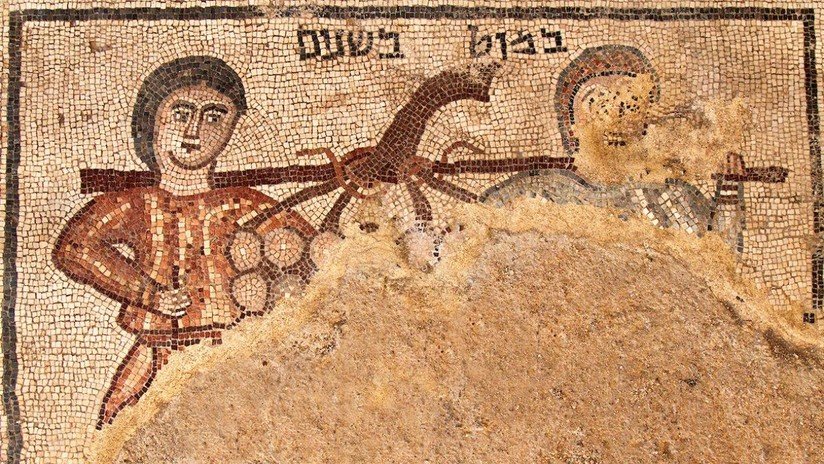 Hallan en Israel un mosaico de 1.600 años de antigüedad que retrata a espías bíblicos