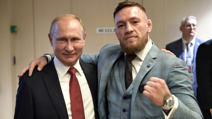 "Uno de los mayores líderes de hoy": Conor McGregor visita el Mundial como "huésped de Putin" (FOTO)
