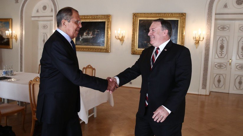 Serguéi Lavrov se reúne con Mike Pompeo en Helsinki