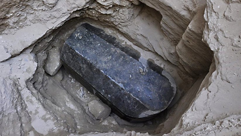 El sarcófago de granito más grande jamás hallado en Alejandría podría pertenecer a Alejandro Magno