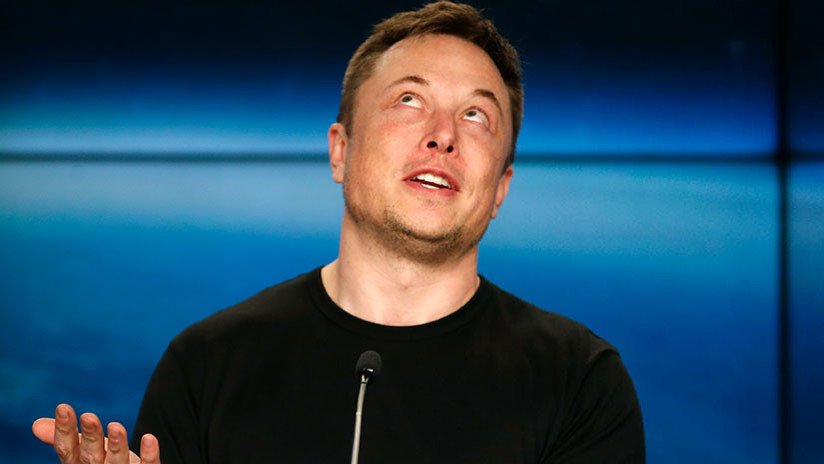 Elon Musk pide perdón al buzo al que llamó "pedófilo"