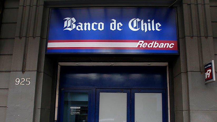 Un banco chileno sufre millonario robo por parte de uno de sus informáticos a la vista de sus jefes