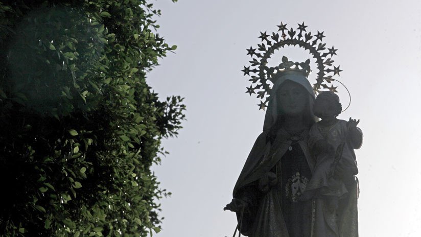 "Esto no tiene vida". Predicador evangélico destruyó virgen en Mompox y causó indignación