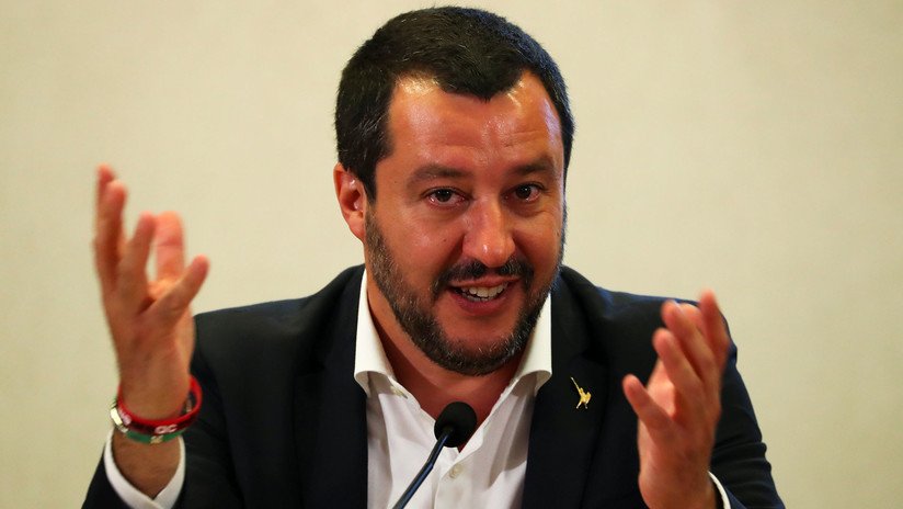Ministro del Interior italiano responde a periodista que tilda el referéndum de Crimea de "falso"
