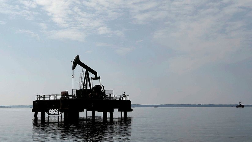 El cuidado del medio ambiente podría disparar el precio del petróleo y hacer colapsar la economía
