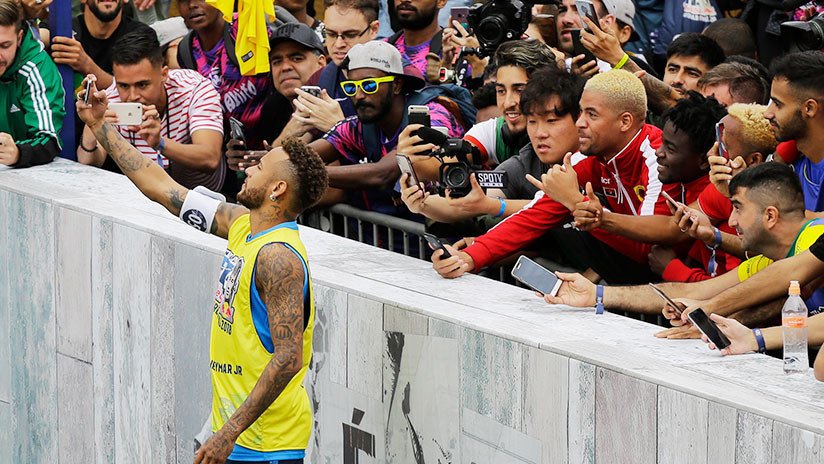 VIDEO: Neymar se gana nuevas burlas con una desproporcionada reacción contra un jugador juvenil