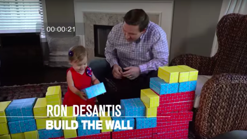 Candidato a gobernador de Florida enseña a su hija a construir un muro en un raro video de campaña