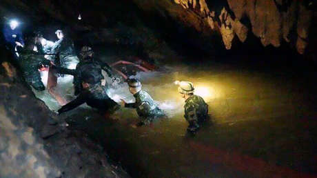 Aunque ya los encontraron, el rescate de los niños atrapados en cueva tailandesa podría tardar meses