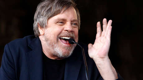 Luke Skywalker reta a Trump a exigirle a López Obrador que pague el muro