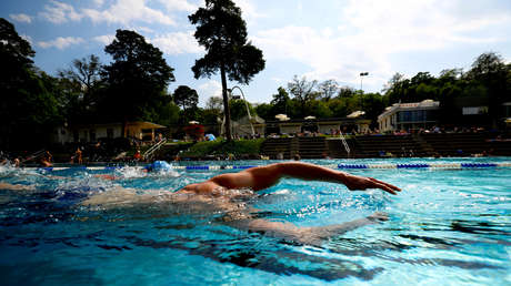 Un conflicto racial en la piscina le cuesta el trabajo a un hombre en EE.UU. 